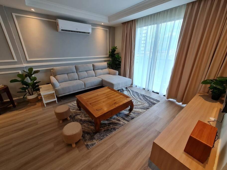Lovely 1878 3-bedrooms With Free Parking * Kuching