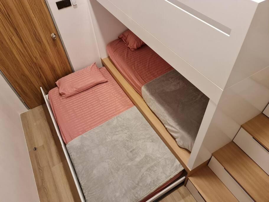 Lovely 1878 3-bedrooms With Free Parking *