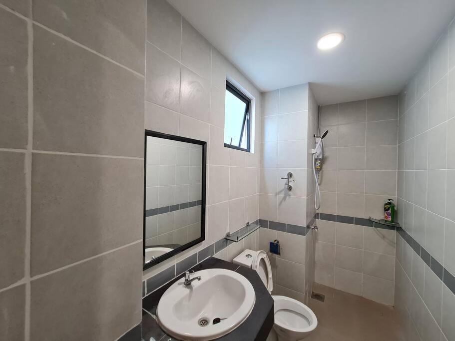 Apartment Lovely 1878 3-bedrooms With Free Parking Kuching